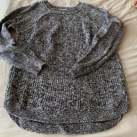 Grey fall sweater - Picture 2 of 4